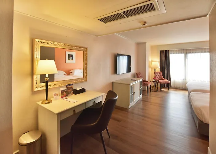 Hotel Grand China Bangkok