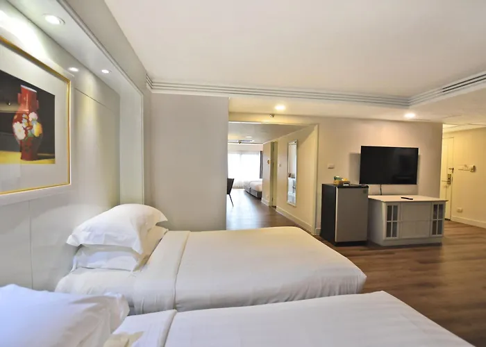 Hotel Grand China 4*
