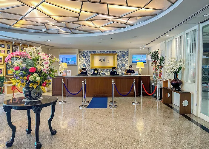 Grand China 4*